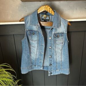 Baccini Denim Sleeveless Vest with Jeweled Buttons size Large